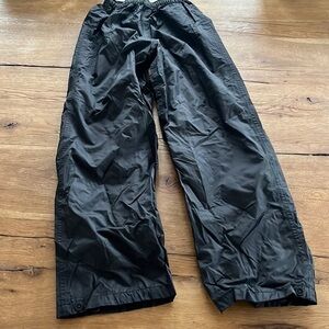 Youth Campmor Black Wind Pants Size Youth Medium